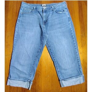 Levi's 515  Size 14 Medium Wash Capri Jeans Cuffed Denim costal cowgirl beach